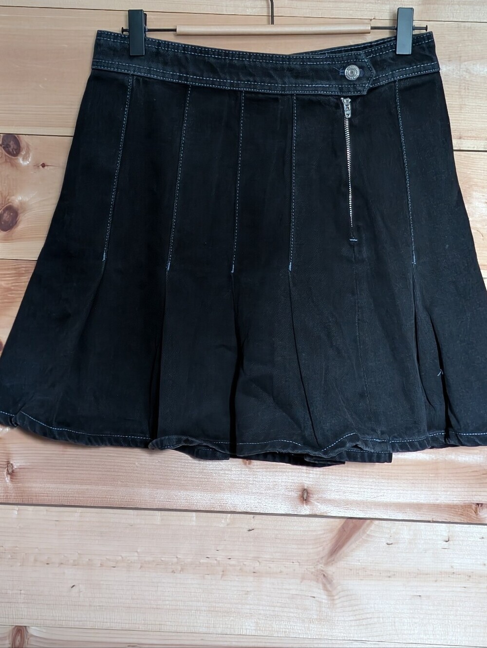 We The Free Black Mini Pleated Skirt *SAMPLE *Size 25